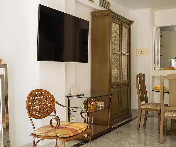 公寓 One&lux House - Bright Beachfront Duplex With Parking, Pool & Gym *
