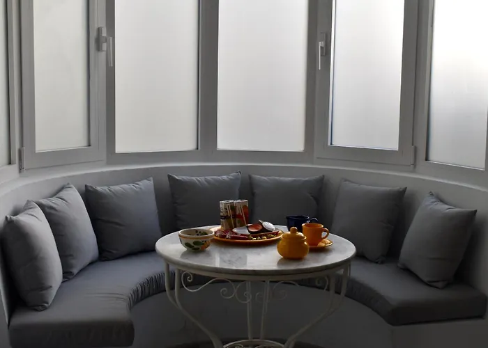 One&lux House - Bright Beachfront Duplex With Parking, Pool & Gym 公寓