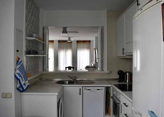 One&lux House - Bright Beachfront Duplex With Parking, Pool & Gym 公寓 *